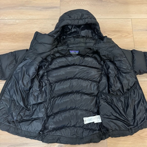 Patagonia Women's Fitz Roy Down Hoodie Jacket - Picture 4 of 6